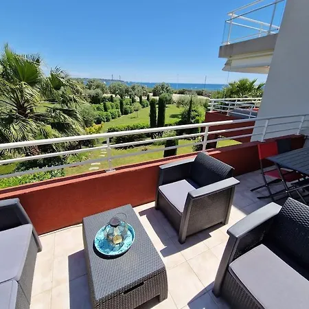 Le Juan Flore : Apt 4 Prs Vue Mer, Clim, Parking Lejlighed