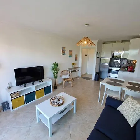 Le Juan Flore : Apt 4 Prs Vue Mer, Clim, Parking * 앙티브