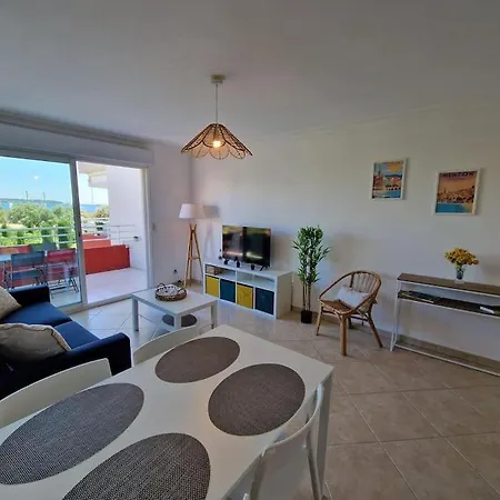 Le Juan Flore : Apt 4 Prs Vue Mer, Clim, Parking 앙티브