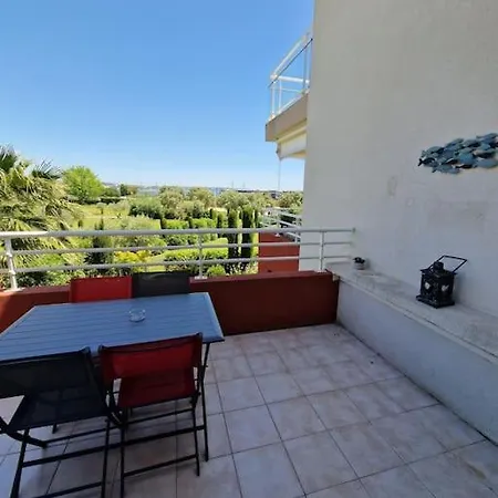 Le Juan Flore : Apt 4 Prs Vue Mer, Clim, Parking 아파트 앙티브